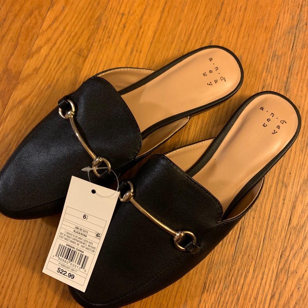 NWT Black Mules